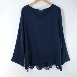 12PM By Mon AMI  USA Womens Medium Blue Dressy Shirt‎
